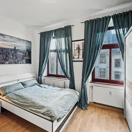 Staytime - Corner Loft