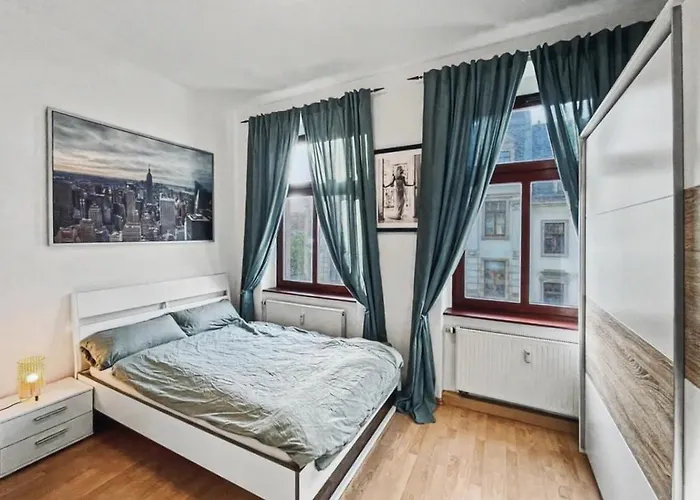 Staytime - Corner Loft